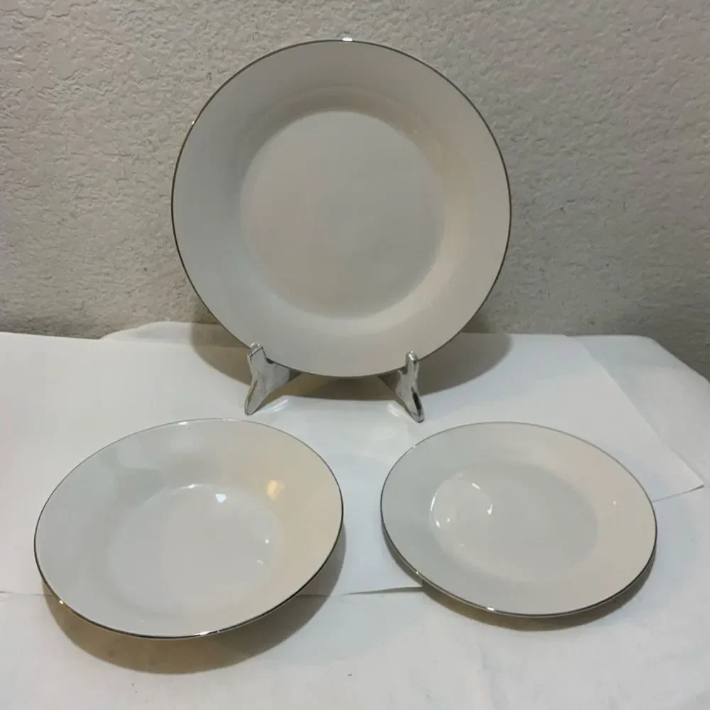 New Robert Stanley Dish Set Of 3 Dinner Plate, Salad bowl, salad plate G18